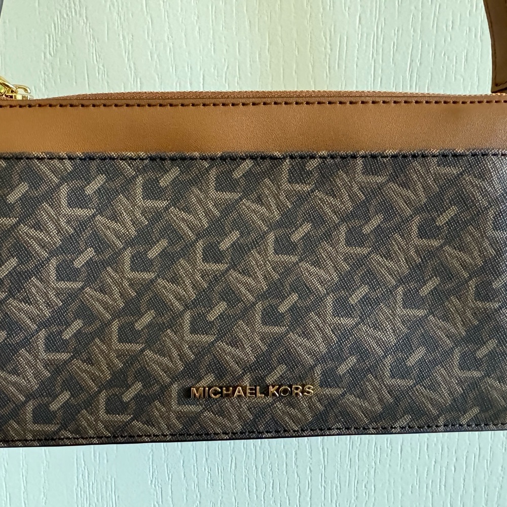 Purse - Picture 3 of 5